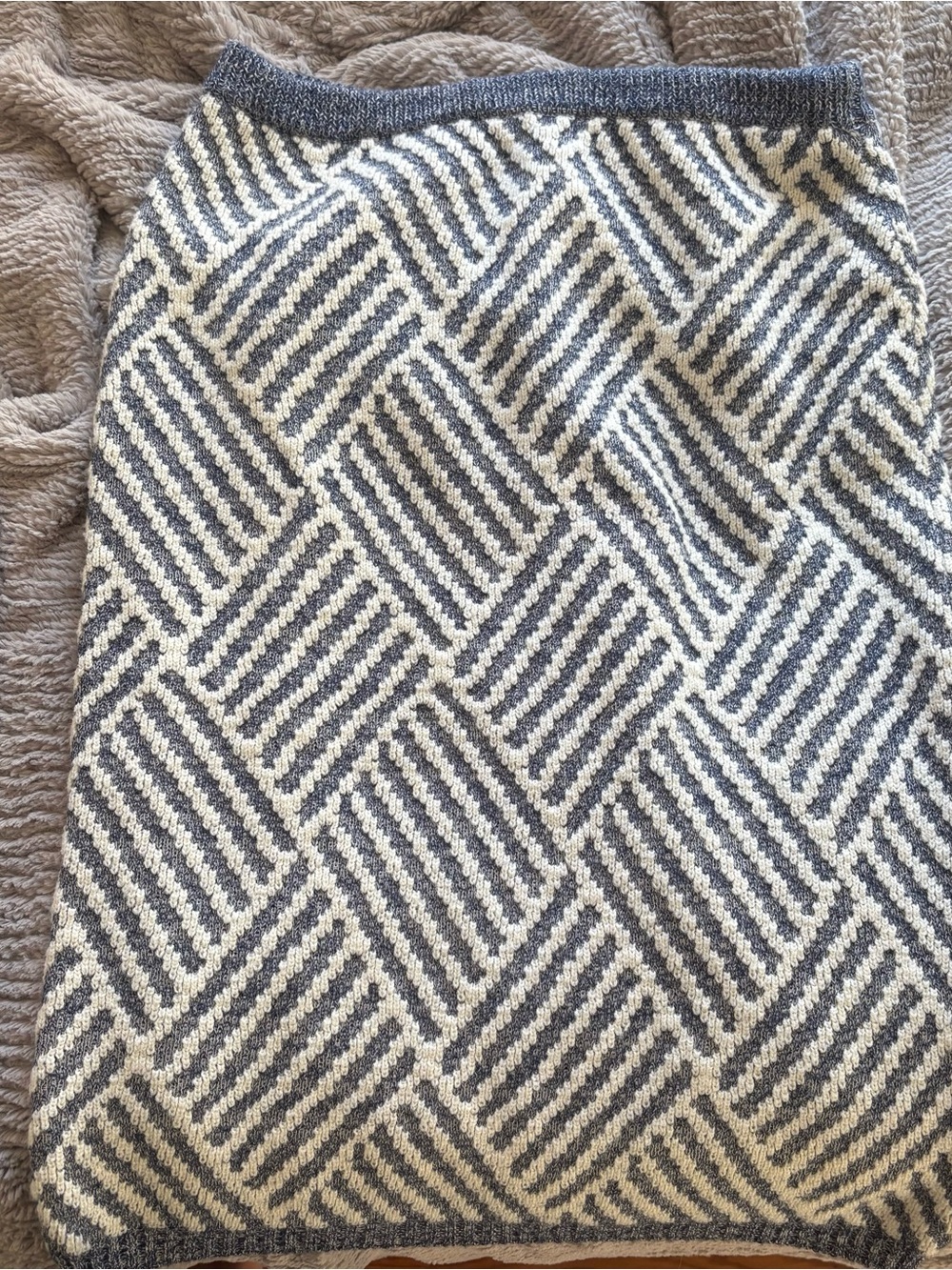 Striped Knit Pencil Skirt in Gray and Cream